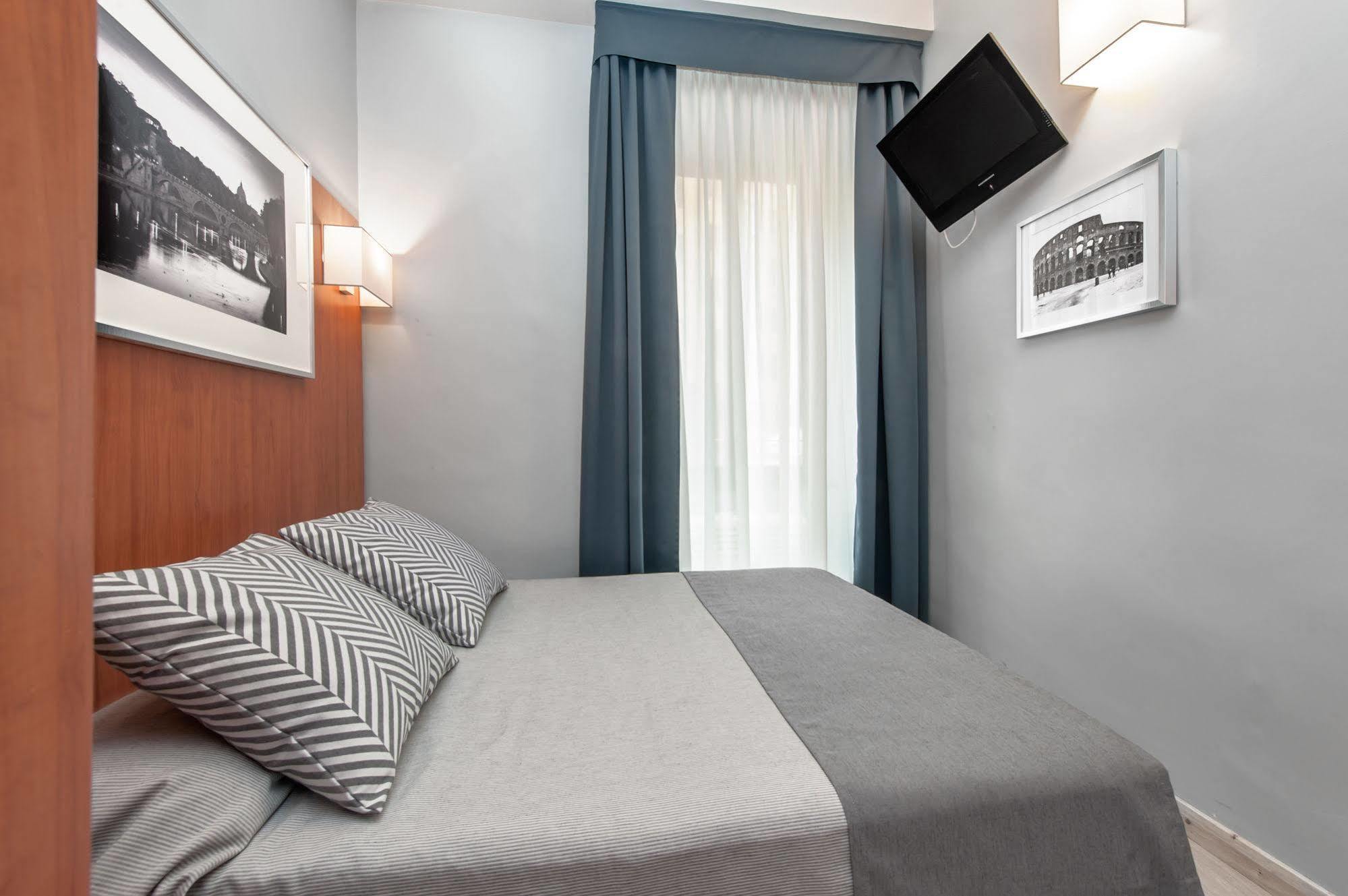 Hotel Roi *